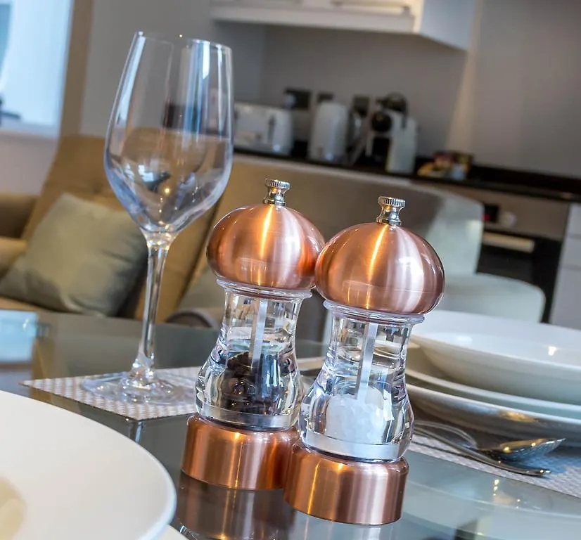 Mansio Suites Basinghall Leeds  0*, Leeds (West Yorkshire)